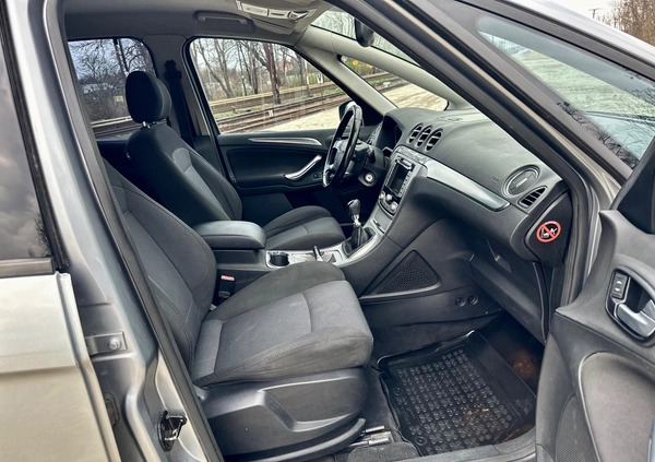 Ford S-Max cena 15900 przebieg: 370000, rok produkcji 2009 z Wrocław małe 407